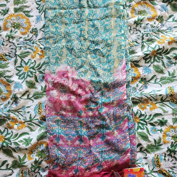 Lisa Corti Accessories - Brand New *** GORGEOUS Lisa Corti Scarf